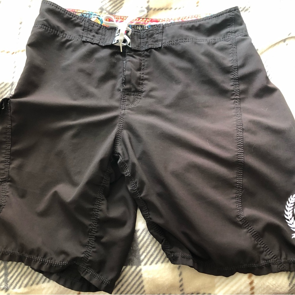 Women’s Billabong Board Shorts-Black